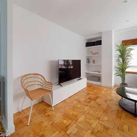 Avg Cervantes 2 Centro 希洪