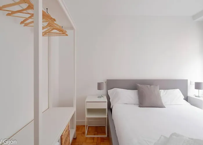 Avg Cervantes 2 Centro Apartament *