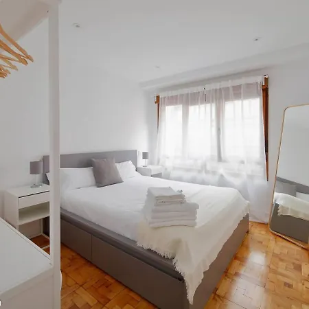 Avg Cervantes 2 Centro Apartman *